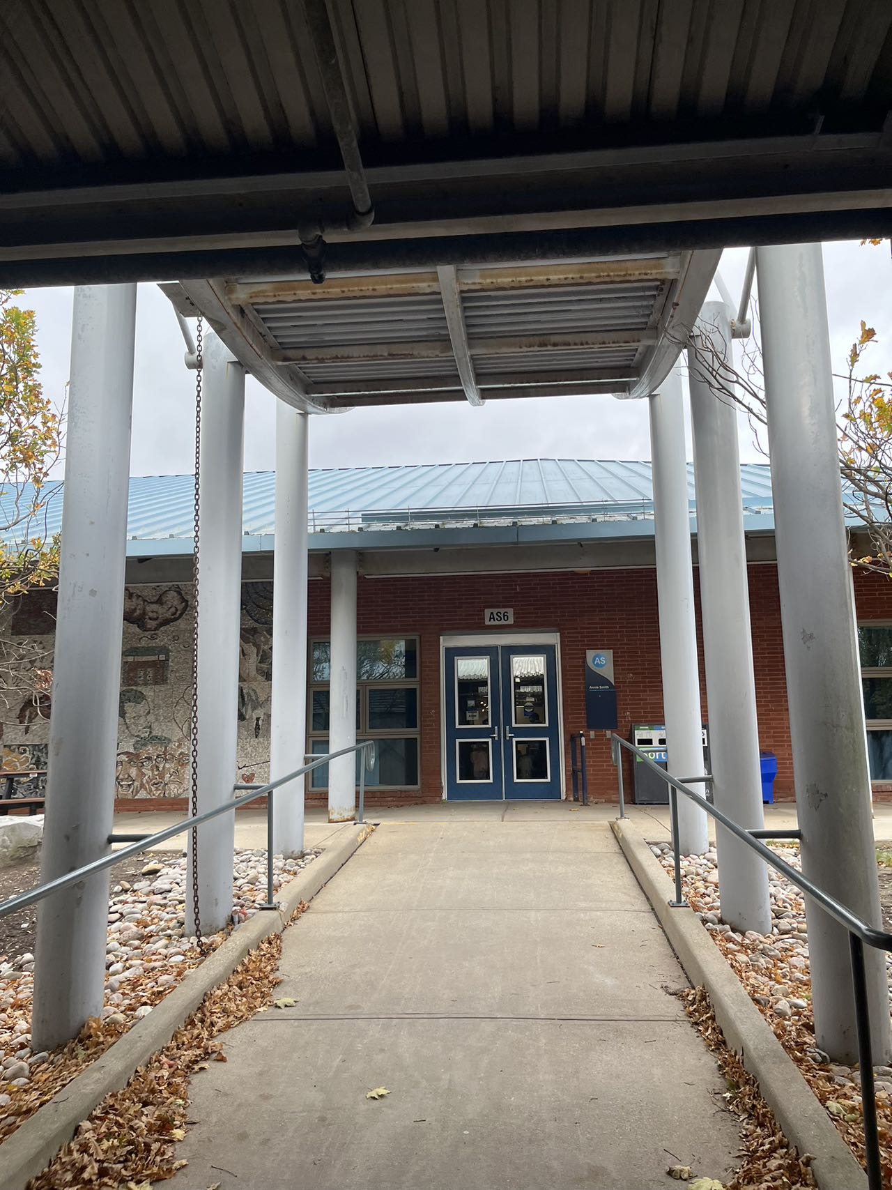 put a description here or you will lose grades